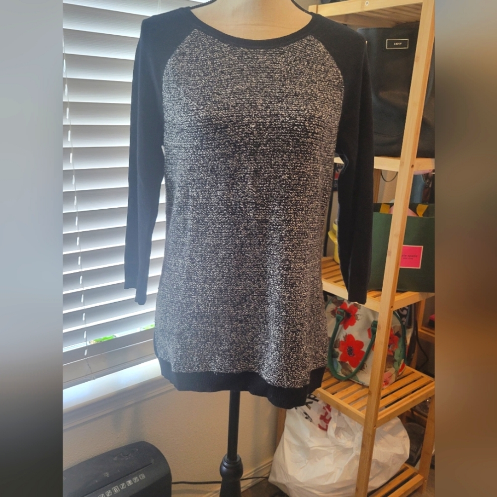 Calvin Klein Pullover Sweater - image 1